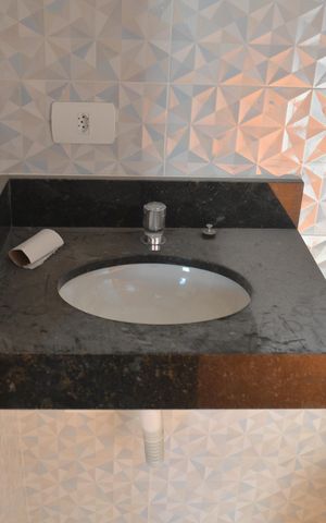 Apartamento à venda com 107m², 2 quartos e 2 vagasBanheiro Social