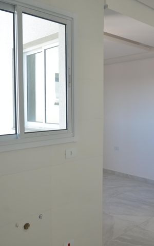 Apartamento à venda com 107m², 2 quartos e 2 vagasCozinha