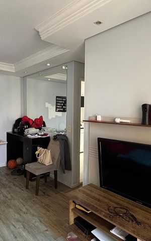 Apartamento à venda com 49m², 2 quartos e 1 vaga Apartamento à venda com 49m², 2 quartos e 1 vagaSala