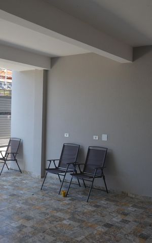 Casa à venda com 114m², 2 quartos e 3 vagasGaragem