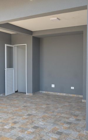 Casa à venda com 114m², 2 quartos e 3 vagasCobertura