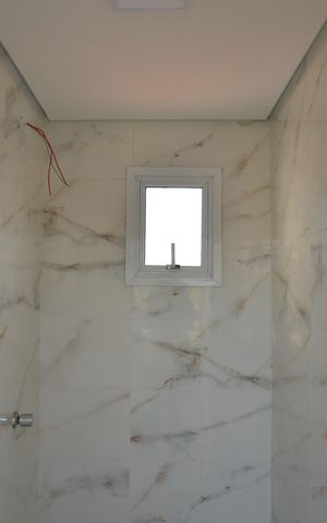 Casa à venda com 114m², 2 quartos e 3 vagasBanheiro de serviço