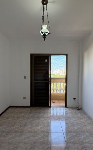 Apartamento à venda com 122m², 4 quartos e 1 vaga Apartamento à venda com 122m², 4 quartos e 1 vagaQuarto 2