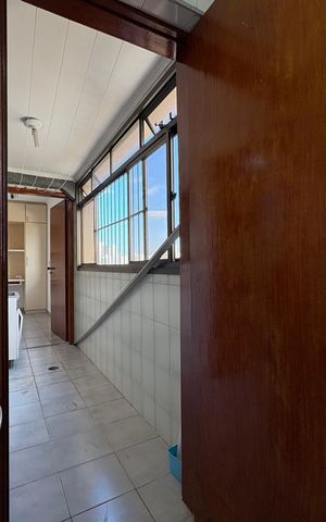 Apartamento à venda com 122m², 4 quartos e 1 vaga Apartamento à venda com 122m², 4 quartos e 1 vagaBanheiro de serviço
