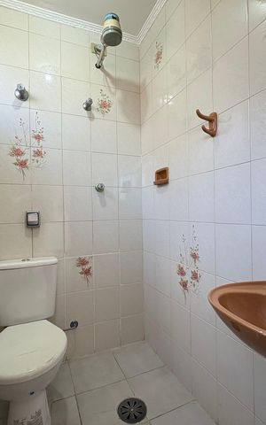 Apartamento à venda com 122m², 4 quartos e 1 vaga Apartamento à venda com 122m², 4 quartos e 1 vagaBanheiro de serviço