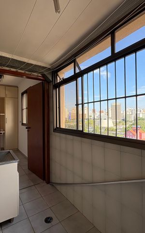 Apartamento à venda com 122m², 4 quartos e 1 vaga Apartamento à venda com 122m², 4 quartos e 1 vagaLavanderia