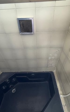 Apartamento à venda com 122m², 4 quartos e 1 vaga Apartamento à venda com 122m², 4 quartos e 1 vagaBanheiro da Suíte