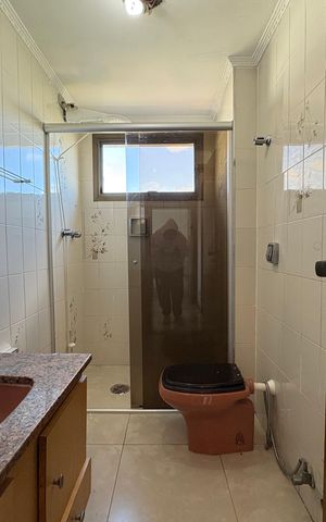 Apartamento à venda com 122m², 4 quartos e 1 vaga Apartamento à venda com 122m², 4 quartos e 1 vagaBanheiro
