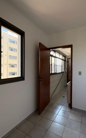 Apartamento à venda com 122m², 4 quartos e 1 vaga Apartamento à venda com 122m², 4 quartos e 1 vagaQuarto de serviço