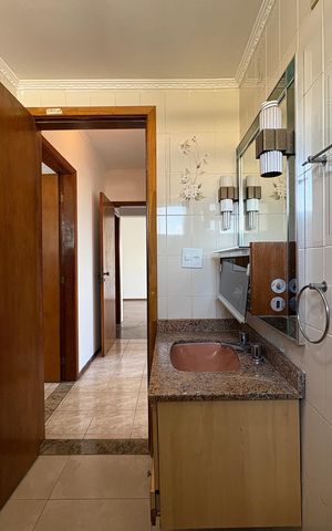 Apartamento à venda com 122m², 4 quartos e 1 vaga Apartamento à venda com 122m², 4 quartos e 1 vagaBanheiro
