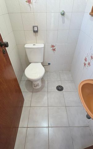 Apartamento à venda com 122m², 4 quartos e 1 vaga Apartamento à venda com 122m², 4 quartos e 1 vagaBanheiro de serviço