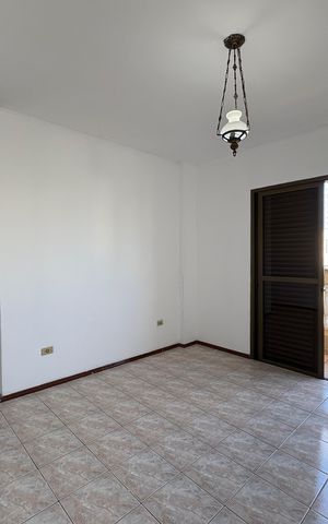 Apartamento à venda com 122m², 4 quartos e 1 vaga Apartamento à venda com 122m², 4 quartos e 1 vagaSuíte