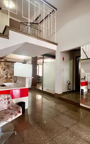 Casa para alugar com 500m², 5 quartos e 10 vagas Casa para alugar com 500m², 5 quartos e 10 vagasSala 1