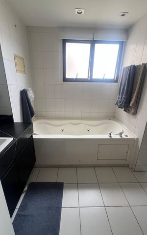 Apartamento à venda com 220m², 4 quartos e 4 vagas