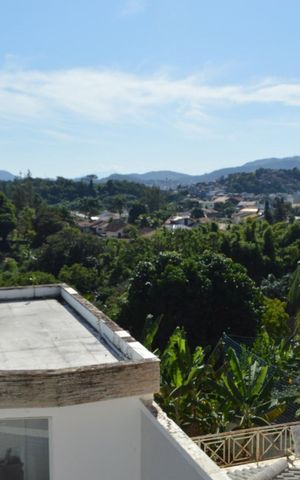 Casa de condomínio à venda com 198m², 3 quartos e 5 vagas Casa de condomínio à venda com 198m², 3 quartos e 5 vagasVista do Quarto 3