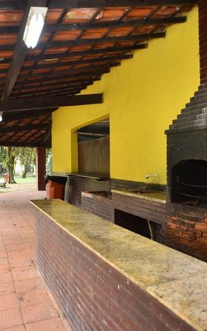 Casa de condomínio à venda com 198m², 3 quartos e 5 vagas Casa de condomínio à venda com 198m², 3 quartos e 5 vagasÁrea comum - Churrasqueira