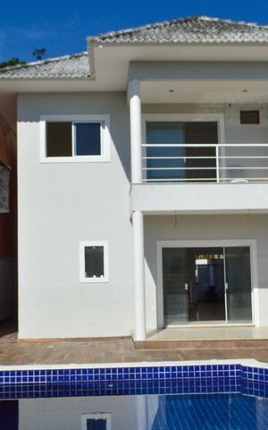 Casa de condomínio à venda com 198m², 3 quartos e 5 vagas Casa de condomínio à venda com 198m², 3 quartos e 5 vagasÁrea comum