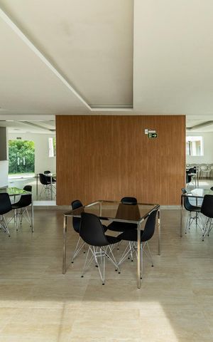 Apartamento à venda com 47m², 2 quartos e 1 vaga Apartamento à venda com 47m², 2 quartos e 1 vagaÁrea comum - Salão de festas
