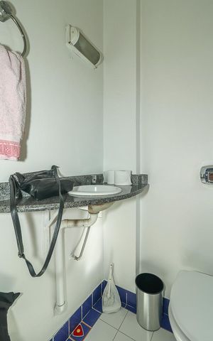 Apartamento à venda com 239m², 3 quartos e 2 vagasBanheiro Social 2