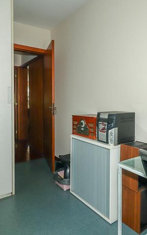 Apartamento à venda com 239m², 3 quartos e 2 vagasQuarto 