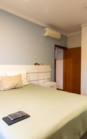 Casa à venda com 256m², 3 quartos e 4 vagasSuíte 2