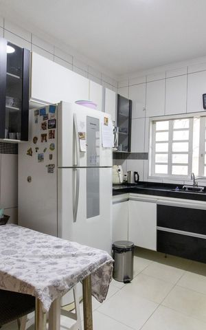 Casa à venda com 256m², 3 quartos e 4 vagasCozinha
