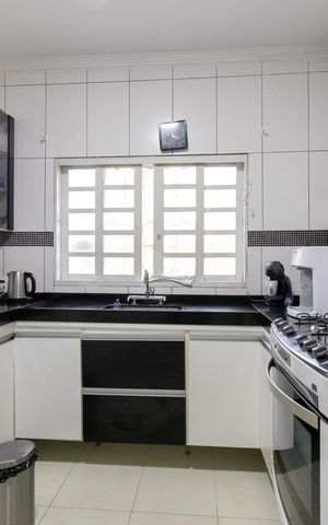 Casa à venda com 256m², 3 quartos e 4 vagasCozinha