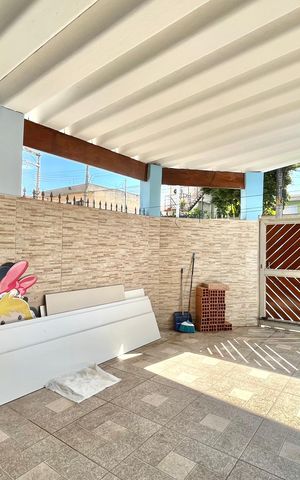 Casa à venda com 120m², 2 quartos e 1 vagaGaragem