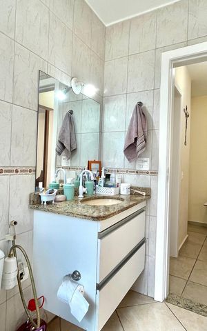 Casa à venda com 120m², 2 quartos e 1 vagaBanheiro Corredor