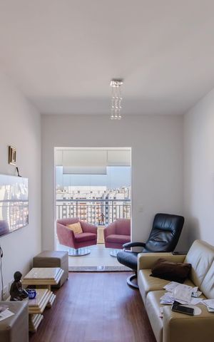Apartamento à venda com 70m², 2 quartos e 2 vagas Apartamento à venda com 70m², 2 quartos e 2 vagasSala