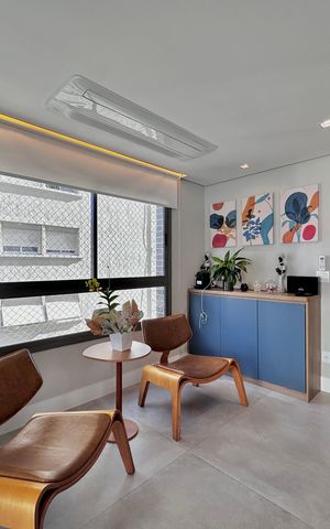 Apartamento à venda com 141m², 3 quartos e 2 vagas Apartamento à venda com 141m², 3 quartos e 2 vagasSala