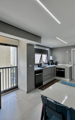 Apartamento à venda com 141m², 3 quartos e 2 vagas Apartamento à venda com 141m², 3 quartos e 2 vagasCozinha