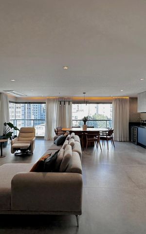 Apartamento à venda com 141m², 3 quartos e 2 vagas Apartamento à venda com 141m², 3 quartos e 2 vagasSala