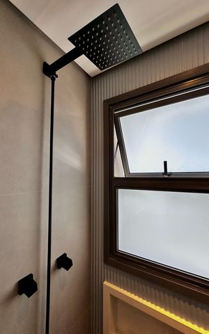Apartamento à venda com 141m², 3 quartos e 2 vagas Apartamento à venda com 141m², 3 quartos e 2 vagasBanheiro Suíte 2