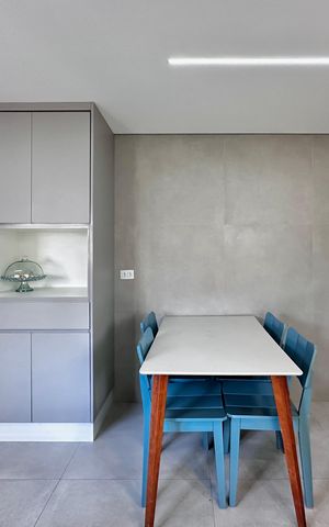 Apartamento à venda com 141m², 3 quartos e 2 vagas Apartamento à venda com 141m², 3 quartos e 2 vagasCozinha