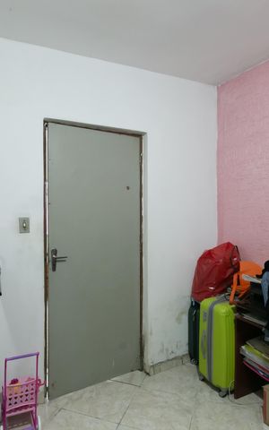 Casa à venda com 450m², 3 quartos e 3 vagas Casa à venda com 450m², 3 quartos e 3 vagasQuarto 2