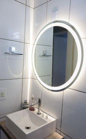 Apartamento à venda com 60m², 2 quartos e 1 vaga Apartamento à venda com 60m², 2 quartos e 1 vagaBanheiro