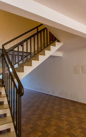 Apartamento à venda com 100m², 2 quartos e 1 vaga Apartamento à venda com 100m², 2 quartos e 1 vagaGaragem