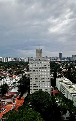 Apartamento à venda com 170m², 4 quartos e 2 vagasVista