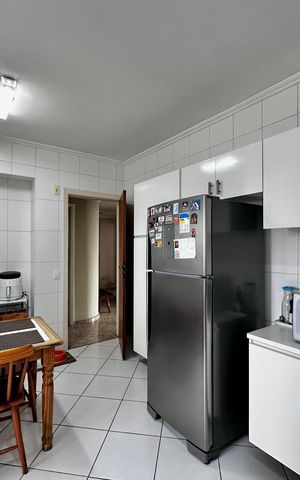 Apartamento à venda com 170m², 4 quartos e 2 vagasCozinha