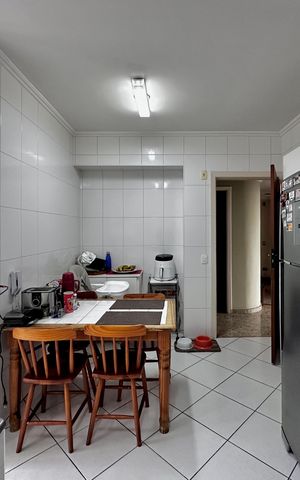 Apartamento à venda com 170m², 4 quartos e 2 vagasCozinha