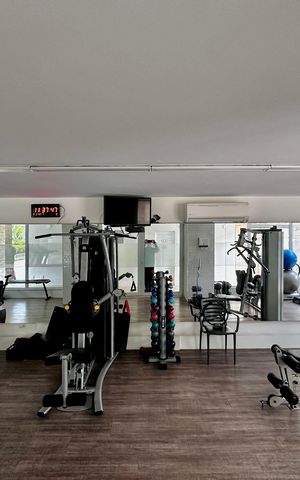 Apartamento à venda com 170m², 4 quartos e 2 vagasAcademia