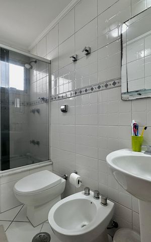 Apartamento à venda com 170m², 4 quartos e 2 vagasBanheiro Social