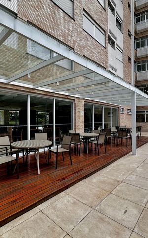 Apartamento à venda com 170m², 4 quartos e 2 vagasÁrea comum - Salão de festas