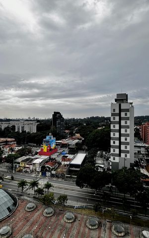Apartamento à venda com 170m², 4 quartos e 2 vagasVista Quarto 3