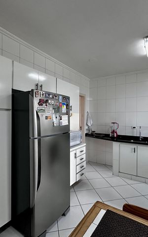 Apartamento à venda com 170m², 4 quartos e 2 vagasCozinha