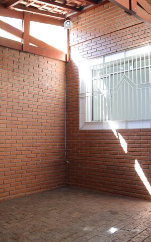 Casa para alugar com 250m², 3 quartos e 2 vagasGaragem