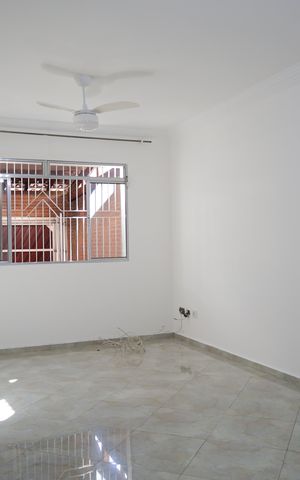 Casa para alugar com 250m², 3 quartos e 2 vagasSala