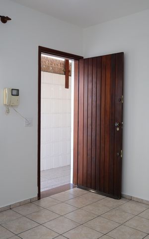 Casa para alugar com 250m², 3 quartos e 2 vagasCozinha