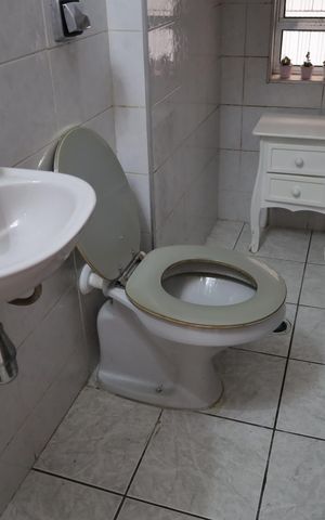 Casa para alugar com 250m², 3 quartos e 2 vagasBanheiro 3